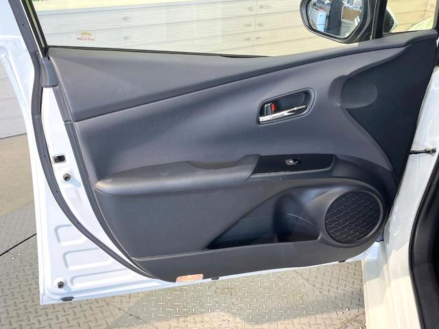 プリウス Aプレミアム ツーリングセレクション 純正SDナビ バックカメラ 衝突被害軽減システム レーダークルーズ レザーシート パワーシート コーナーセンサー スマートキー LEDヘッド ビルトインETC パークアシスト オートエアコン(51枚目)