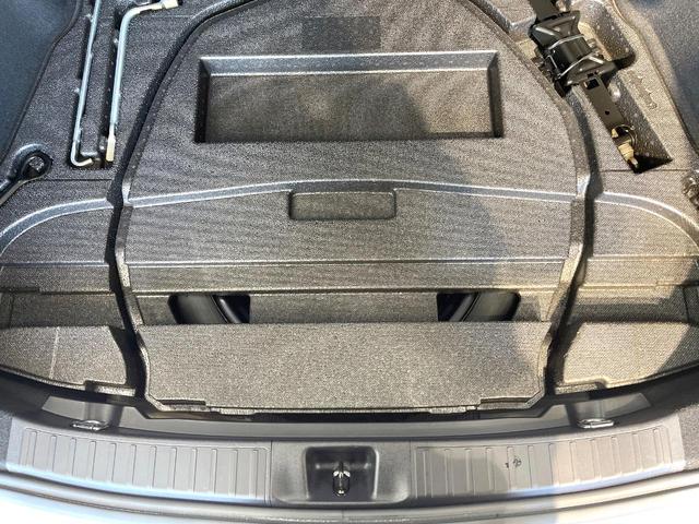 プリウス Aプレミアム ツーリングセレクション 純正SDナビ バックカメラ 衝突被害軽減システム レーダークルーズ レザーシート パワーシート コーナーセンサー スマートキー LEDヘッド ビルトインETC パークアシスト オートエアコン(60枚目)