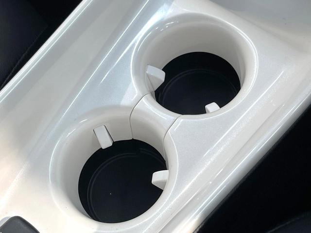 プリウス Aプレミアム ツーリングセレクション 純正SDナビ バックカメラ 衝突被害軽減システム レーダークルーズ レザーシート パワーシート コーナーセンサー スマートキー LEDヘッド ビルトインETC パークアシスト オートエアコン(72枚目)