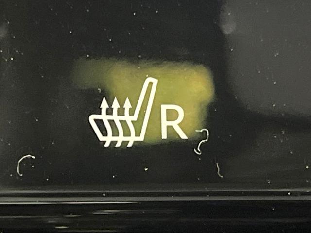 ハリアー プレミアム スタイルモーヴ 純正SDナビ バックカメラ 衝突軽減装置 禁煙車 電動リアゲート ハーフレザーシート シートヒーター ドラレコ コーナーセンサー スマートキー LEDヘッド ETC クルコン オートハイビーム(6枚目)