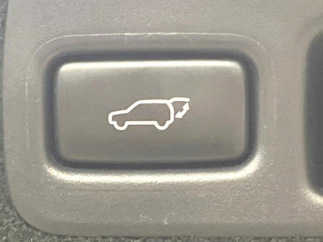 ハリアー プレミアム スタイルモーヴ 純正SDナビ バックカメラ 衝突軽減装置 禁煙車 電動リアゲート ハーフレザーシート シートヒーター ドラレコ コーナーセンサー スマートキー LEDヘッド ETC クルコン オートハイビーム(39枚目)