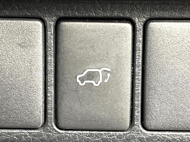 ハリアー プレミアム スタイルモーヴ 純正SDナビ バックカメラ 衝突軽減装置 禁煙車 電動リアゲート ハーフレザーシート シートヒーター ドラレコ コーナーセンサー スマートキー LEDヘッド ETC クルコン オートハイビーム(40枚目)