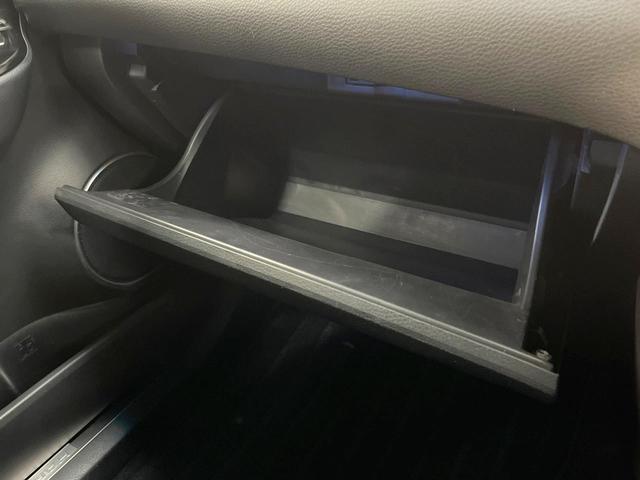 ハリアー プレミアム スタイルモーヴ 純正SDナビ バックカメラ 衝突軽減装置 禁煙車 電動リアゲート ハーフレザーシート シートヒーター ドラレコ コーナーセンサー スマートキー LEDヘッド ETC クルコン オートハイビーム(75枚目)