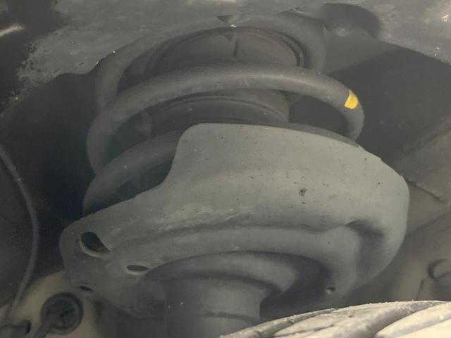 C-HR G 純正8型ディスプレイオーディオ バックカメラ 衝突軽減装置 レーダークルーズ 禁煙車 ハーフレザーシート シートヒーター ドラレコ スマートキー LEDヘッド ビルトインETC オートハイビーム(21枚目)