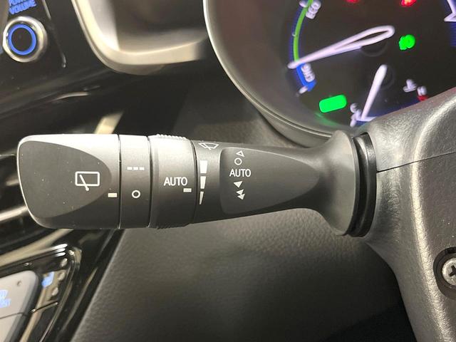 C-HR G 純正8型ディスプレイオーディオ バックカメラ 衝突軽減装置 レーダークルーズ 禁煙車 ハーフレザーシート シートヒーター ドラレコ スマートキー LEDヘッド ビルトインETC オートハイビーム(52枚目)
