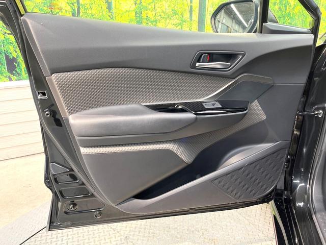C-HR G 純正8型ディスプレイオーディオ バックカメラ 衝突軽減装置 レーダークルーズ 禁煙車 ハーフレザーシート シートヒーター ドラレコ スマートキー LEDヘッド ビルトインETC オートハイビーム(67枚目)