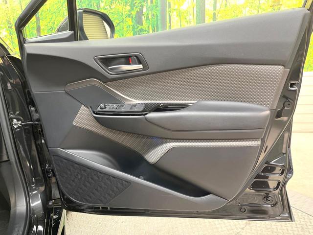C-HR G 純正8型ディスプレイオーディオ バックカメラ 衝突軽減装置 レーダークルーズ 禁煙車 ハーフレザーシート シートヒーター ドラレコ スマートキー LEDヘッド ビルトインETC オートハイビーム(68枚目)