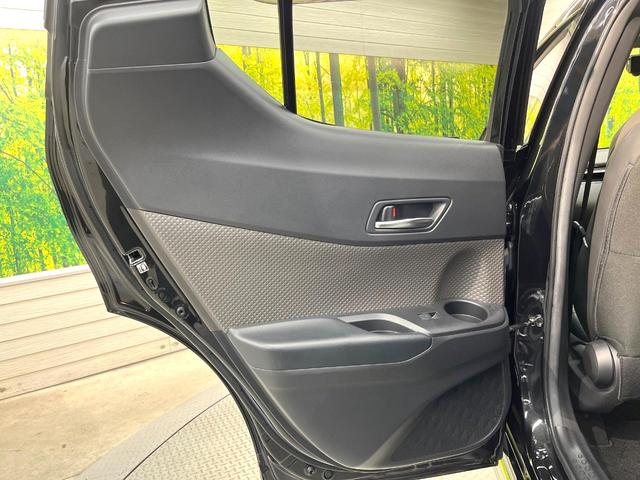 C-HR G 純正8型ディスプレイオーディオ バックカメラ 衝突軽減装置 レーダークルーズ 禁煙車 ハーフレザーシート シートヒーター ドラレコ スマートキー LEDヘッド ビルトインETC オートハイビーム(69枚目)