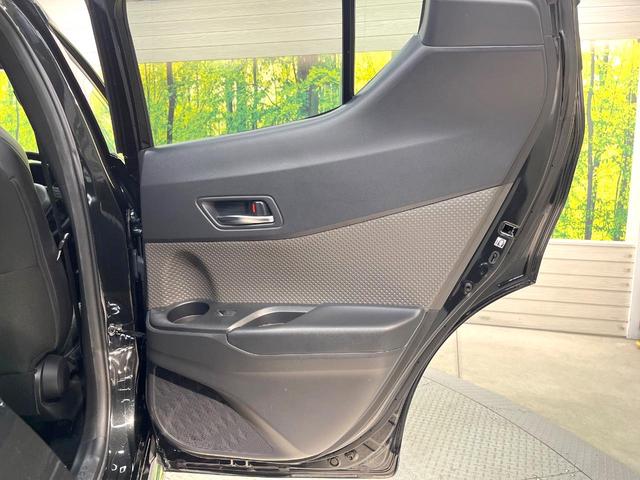 C-HR G 純正8型ディスプレイオーディオ バックカメラ 衝突軽減装置 レーダークルーズ 禁煙車 ハーフレザーシート シートヒーター ドラレコ スマートキー LEDヘッド ビルトインETC オートハイビーム(70枚目)