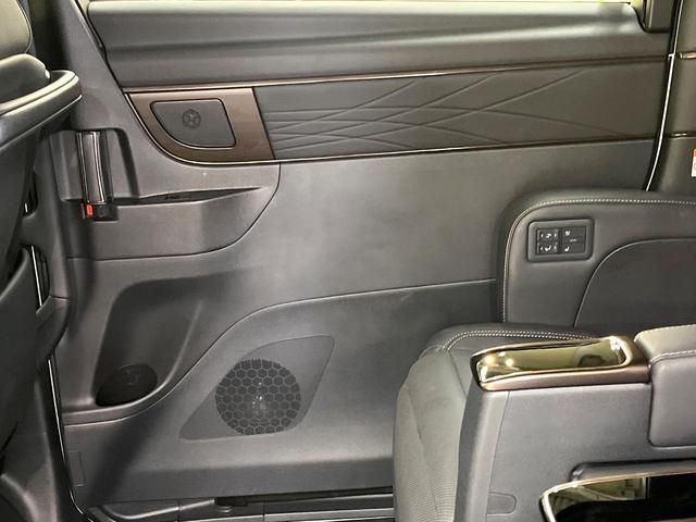 アルファード Z 純正14型DA 13.2型後席モニター 両側電動ドア 全周囲カメラ 衝突軽減装置 100V電源 レーダークルーズ 禁煙車 電動リアゲート レザーシート 前席シートエアコン リアシートエアコン(77枚目)