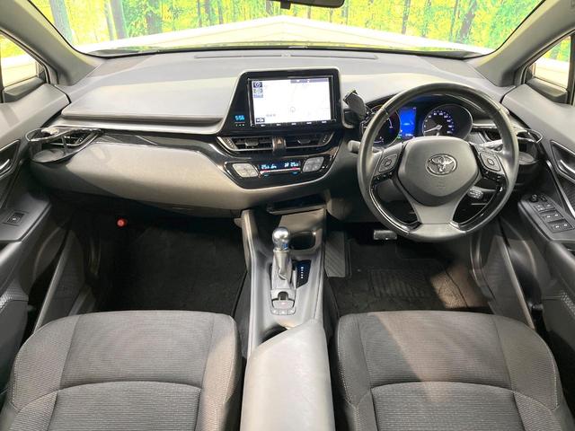 C-HR S 純正9型SDナビ バックカメラ 衝突被害軽減システム レーダークルーズ 禁煙車 スマートキー LEDヘッド ビルトインETC オートハイビーム 車線逸脱警報 オートライト デュアルエアコン(2枚目)