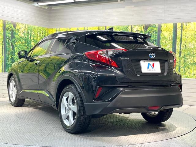 C-HR S 純正9型SDナビ バックカメラ 衝突被害軽減システム レーダークルーズ 禁煙車 スマートキー LEDヘッド ビルトインETC オートハイビーム 車線逸脱警報 オートライト デュアルエアコン(25枚目)