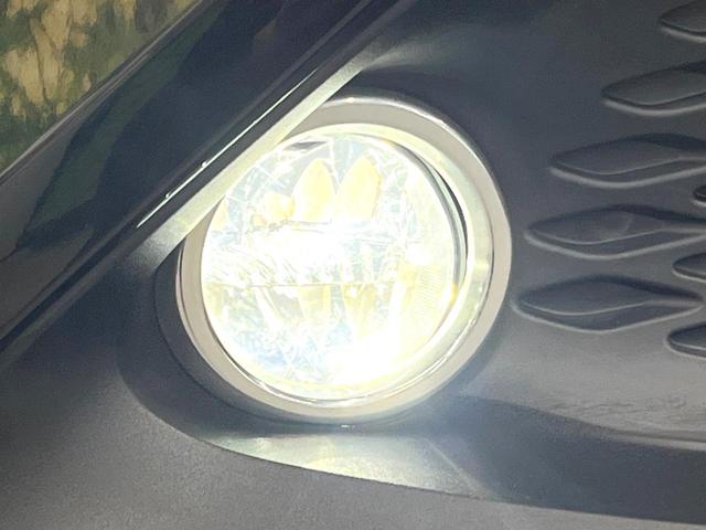 C-HR S 純正9型SDナビ バックカメラ 衝突被害軽減システム レーダークルーズ 禁煙車 スマートキー LEDヘッド ビルトインETC オートハイビーム 車線逸脱警報 オートライト デュアルエアコン(30枚目)