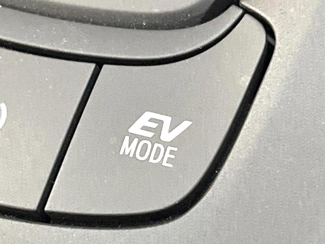 C-HR S 純正9型SDナビ バックカメラ 衝突被害軽減システム レーダークルーズ 禁煙車 スマートキー LEDヘッド ビルトインETC オートハイビーム 車線逸脱警報 オートライト デュアルエアコン(54枚目)