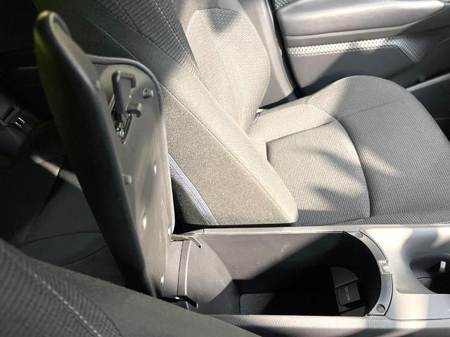 C-HR S 純正9型SDナビ バックカメラ 衝突被害軽減システム レーダークルーズ 禁煙車 スマートキー LEDヘッド ビルトインETC オートハイビーム 車線逸脱警報 オートライト デュアルエアコン(68枚目)