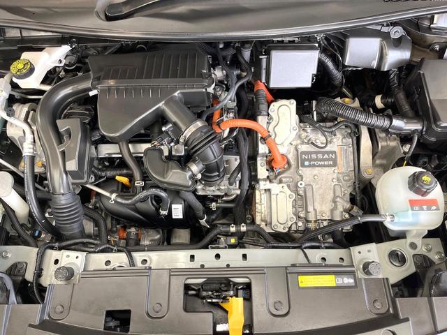 ノート Ｓ　全周囲カメラ　衝突被害軽減システム　禁煙車　コーナーセンサー　スマートキー　ＬＥＤヘッド　ビルトインＥＴＣ　オートハイビーム　車線逸脱警報　オートライト　オートエアコン　ＣＤ　ＬＥＤフォグ（18枚目）