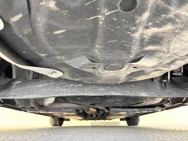 ノート Ｓ　全周囲カメラ　衝突被害軽減システム　禁煙車　コーナーセンサー　スマートキー　ＬＥＤヘッド　ビルトインＥＴＣ　オートハイビーム　車線逸脱警報　オートライト　オートエアコン　ＣＤ　ＬＥＤフォグ（19枚目）