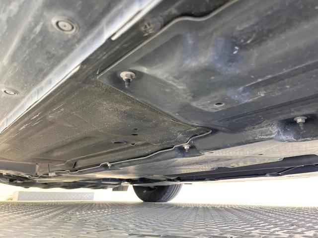 ノート Ｓ　全周囲カメラ　衝突被害軽減システム　禁煙車　コーナーセンサー　スマートキー　ＬＥＤヘッド　ビルトインＥＴＣ　オートハイビーム　車線逸脱警報　オートライト　オートエアコン　ＣＤ　ＬＥＤフォグ（22枚目）