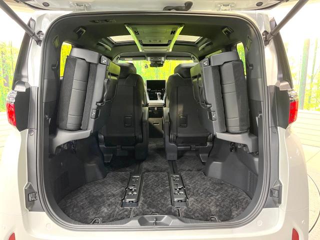 アルファード Z ガラスルーフ 両側電動ドア 後席モニター 全周囲カメラ 衝突被害軽減システム 100V電源 レーダークルーズ 禁煙車 電動リアゲート レザーシート ドラレコ コーナーセンサー スマートキー(11枚目)