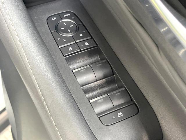 アルファード Z ガラスルーフ 両側電動ドア 後席モニター 全周囲カメラ 衝突被害軽減システム 100V電源 レーダークルーズ 禁煙車 電動リアゲート レザーシート ドラレコ コーナーセンサー スマートキー(77枚目)