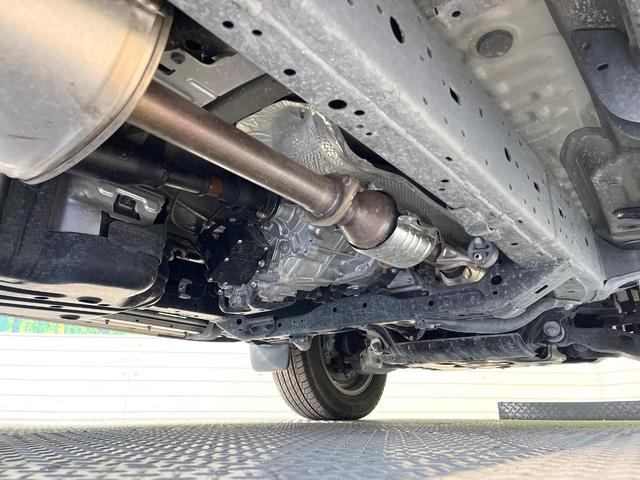 ランドクルーザープラド TX Lパッケージ マットブラックエディション 4WD サンルーフ 全周囲カメラ 衝突被害軽減システム レーダークルーズ 禁煙車 レザーシート 全席シートヒーター コーナーセンサー スマートキー LEDヘッド ETC2.0 オートハイビーム(24枚目)