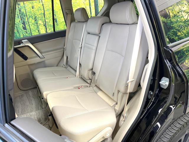 ランドクルーザープラド TX Lパッケージ マットブラックエディション 4WD サンルーフ 全周囲カメラ 衝突被害軽減システム レーダークルーズ 禁煙車 レザーシート 全席シートヒーター コーナーセンサー スマートキー LEDヘッド ETC2.0 オートハイビーム(53枚目)