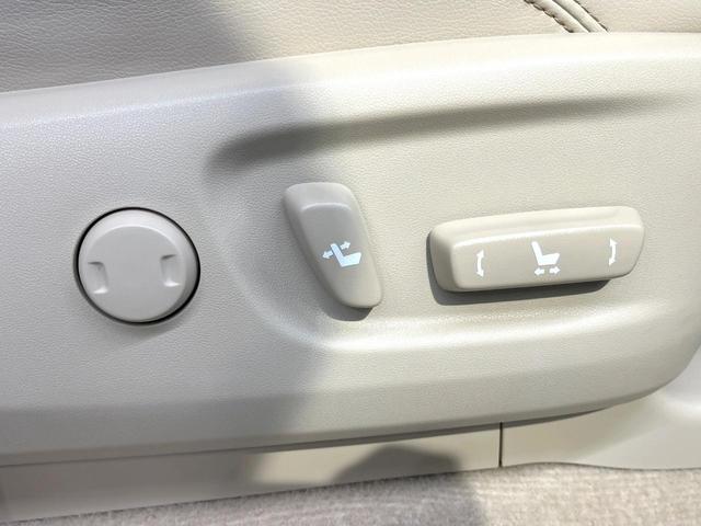 ランドクルーザープラド TX Lパッケージ マットブラックエディション 4WD サンルーフ 全周囲カメラ 衝突被害軽減システム レーダークルーズ 禁煙車 レザーシート 全席シートヒーター コーナーセンサー スマートキー LEDヘッド ETC2.0 オートハイビーム(57枚目)