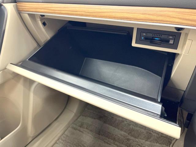 ランドクルーザープラド TX Lパッケージ マットブラックエディション 4WD サンルーフ 全周囲カメラ 衝突被害軽減システム レーダークルーズ 禁煙車 レザーシート 全席シートヒーター コーナーセンサー スマートキー LEDヘッド ETC2.0 オートハイビーム(67枚目)