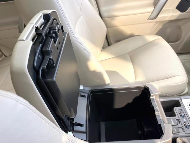 ランドクルーザープラド TX Lパッケージ マットブラックエディション 4WD サンルーフ 全周囲カメラ 衝突被害軽減システム レーダークルーズ 禁煙車 レザーシート 全席シートヒーター コーナーセンサー スマートキー LEDヘッド ETC2.0 オートハイビーム(68枚目)