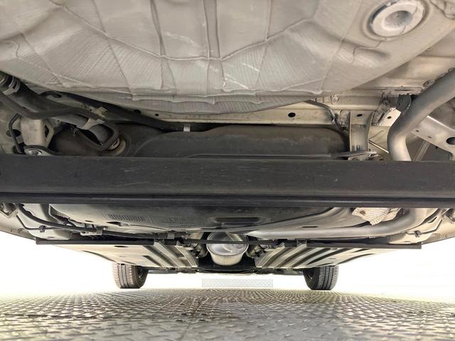 スイフト XG SDナビ 禁煙車 シートヒーター スマートキー オートエアコン Bluetooth CD 地デジ ヘッドライトレベライザー 横滑り防止装置(19枚目)