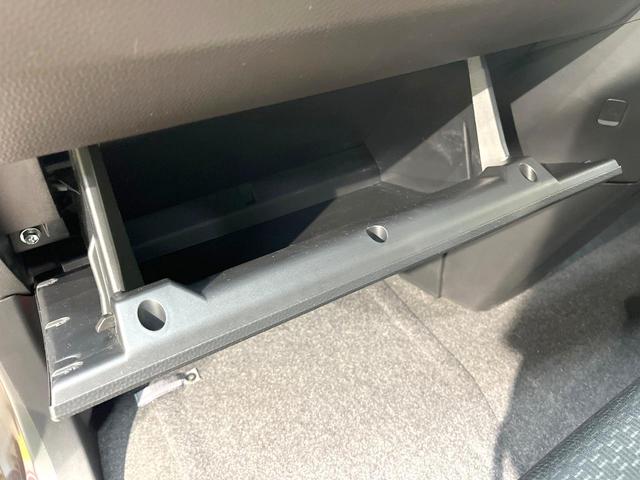 ルーミー X 電動スライドドア 純正SDナビ バックカメラ 衝突被害軽減システム 禁煙車 コーナーセンサー スマートキー ビルトインETC オートハイビーム 車線逸脱警報 オートライト Bluetooth CD(62枚目)