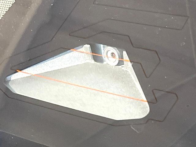 シエンタ ハイブリッドZ 両側電動ドア 全周囲カメラ 衝突被害軽減システム レーダークルーズ 禁煙車 ドラレコ コーナーセンサー スマートキー LEDヘッド ビルトインETC オートハイビーム 車線逸脱警報 オートライト(6枚目)