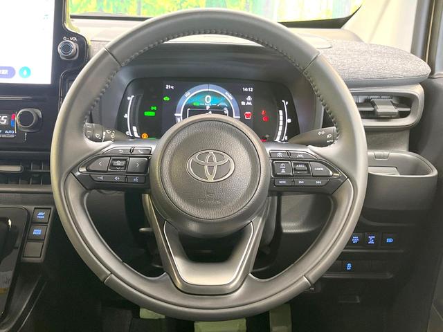 シエンタ ハイブリッドZ 両側電動ドア 全周囲カメラ 衝突被害軽減システム レーダークルーズ 禁煙車 ドラレコ コーナーセンサー スマートキー LEDヘッド ビルトインETC オートハイビーム 車線逸脱警報 オートライト(12枚目)