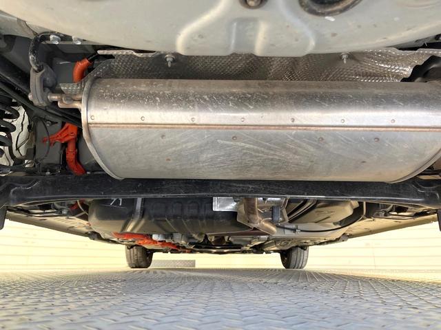 シエンタ ハイブリッドZ 両側電動ドア 全周囲カメラ 衝突被害軽減システム レーダークルーズ 禁煙車 ドラレコ コーナーセンサー スマートキー LEDヘッド ビルトインETC オートハイビーム 車線逸脱警報 オートライト(20枚目)