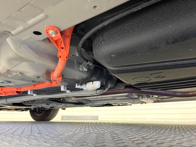 シエンタ ハイブリッドZ 両側電動ドア 全周囲カメラ 衝突被害軽減システム レーダークルーズ 禁煙車 ドラレコ コーナーセンサー スマートキー LEDヘッド ビルトインETC オートハイビーム 車線逸脱警報 オートライト(23枚目)