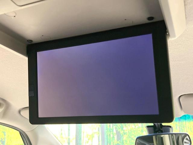 セレナ ハイウェイスター　Ｖセレ＋セーフティＩＩ　ＳＨＶ　両側電動ドア　純正ＳＤナビ　後席モニター　全周囲カメラ　衝突被害軽減システム　禁煙車　コーナーセンサー　スマートキー　ＬＥＤヘッド　ビルトインＥＴＣ　クルコン　オートハイビーム　車線逸脱警報（3枚目）