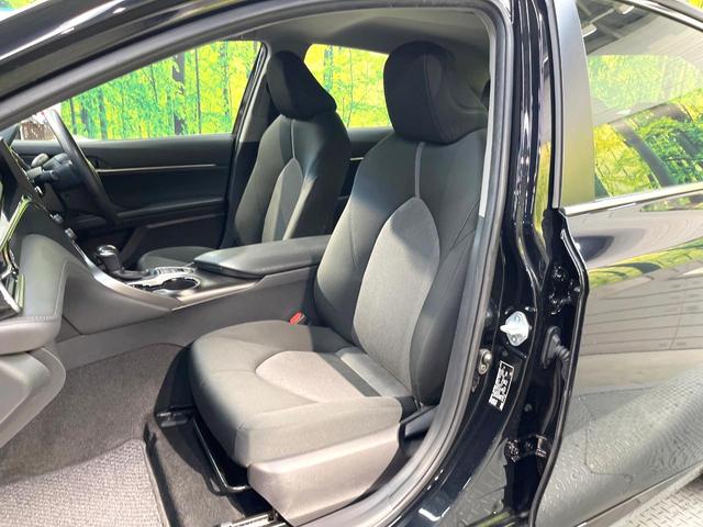 カムリ X バックカメラ 衝突被害軽減システム レーダークルーズ 禁煙車 コーナーセンサー スマートキー LEDヘッド ビルトインETC オートハイビーム 車線逸脱警報 オートライト デュアルエアコン(43枚目)