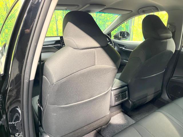 カムリ X バックカメラ 衝突被害軽減システム レーダークルーズ 禁煙車 コーナーセンサー スマートキー LEDヘッド ビルトインETC オートハイビーム 車線逸脱警報 オートライト デュアルエアコン(44枚目)