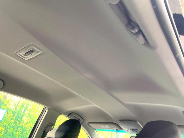 カムリ X バックカメラ 衝突被害軽減システム レーダークルーズ 禁煙車 コーナーセンサー スマートキー LEDヘッド ビルトインETC オートハイビーム 車線逸脱警報 オートライト デュアルエアコン(47枚目)