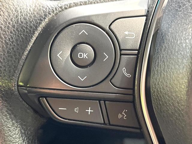 カムリ X バックカメラ 衝突被害軽減システム レーダークルーズ 禁煙車 コーナーセンサー スマートキー LEDヘッド ビルトインETC オートハイビーム 車線逸脱警報 オートライト デュアルエアコン(56枚目)