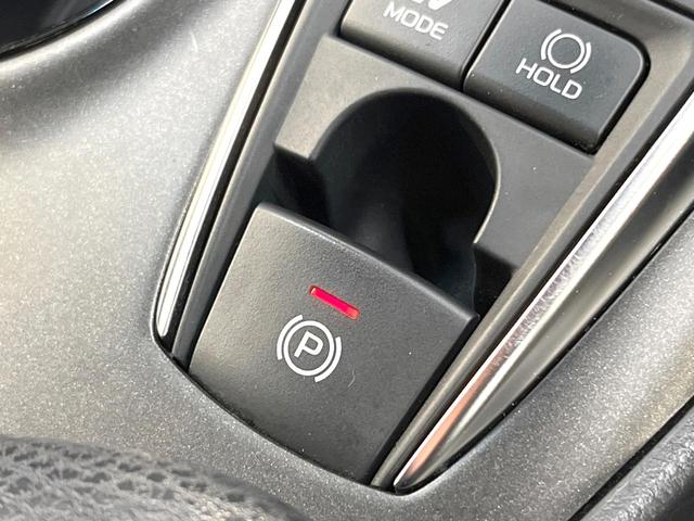 カムリ X バックカメラ 衝突被害軽減システム レーダークルーズ 禁煙車 コーナーセンサー スマートキー LEDヘッド ビルトインETC オートハイビーム 車線逸脱警報 オートライト デュアルエアコン(59枚目)