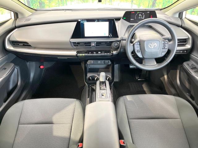 プリウス X バックカメラ 衝突被害軽減システム レーダークルーズ 禁煙車 ドラレコ コーナーセンサー スマートキー LEDヘッド ETC2.0 オートハイビーム オートライト オートエアコン Bluetooth(2枚目)