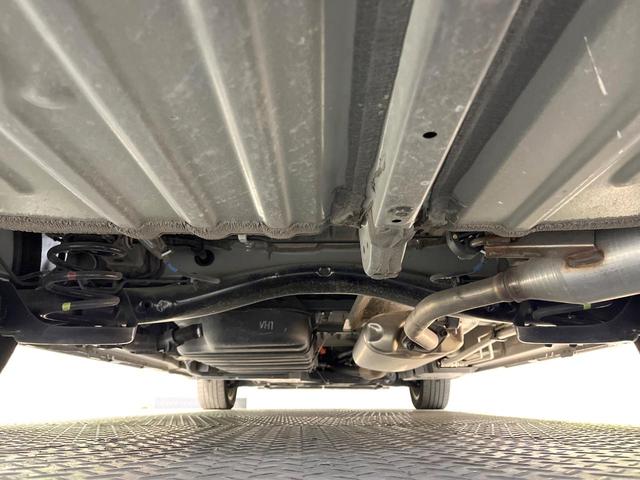 ノア ハイブリッドＳ－Ｚ　両側電動ドア　バックカメラ　衝突被害軽減システム　レーダークルーズ　禁煙車　コーナーセンサー　スマートキー　ＬＥＤヘッド　ＥＴＣ２．０　オートハイビーム　車線逸脱警報　オートライト　デュアルエアコン（19枚目）