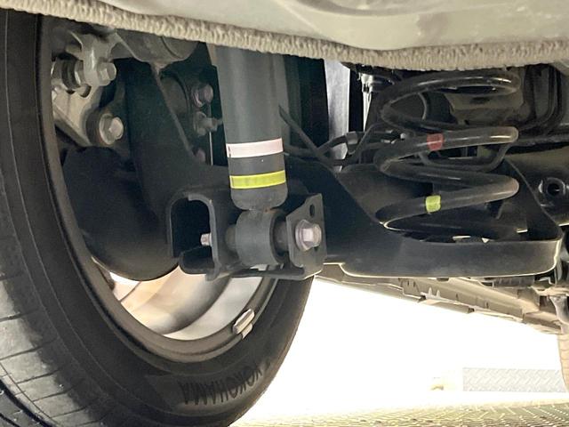 ノア ハイブリッドＳ－Ｚ　両側電動ドア　バックカメラ　衝突被害軽減システム　レーダークルーズ　禁煙車　コーナーセンサー　スマートキー　ＬＥＤヘッド　ＥＴＣ２．０　オートハイビーム　車線逸脱警報　オートライト　デュアルエアコン（21枚目）