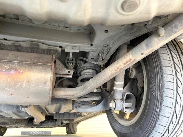 ヴォクシー ZS 煌 両側電動ドア 純正HDDナビ 後席モニター バックカメラ 禁煙車 スマートキー HIDヘッド ビルトインETC オートライト オートエアコン 純正16インチアルミ Bluetooth CD(24枚目)