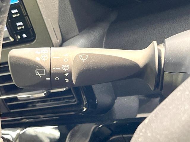 シフォン カスタムＲＳ　ターボ　両側電動ドア　純正ＳＤナビ　バックカメラ　衝突軽減装置　禁煙車　ハーフレザーシート　シートヒーター　ドラレコ　コーナーセンサー　スマートキー　ＬＥＤヘッド　ＥＴＣ２．０　オートハイビーム（52枚目）