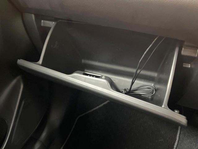 スイフト ハイブリッドRS 純正フルエアロ 純正SDナビ バックカメラ 衝突軽減装置 レーダークルーズ 禁煙車 シートヒーター スマートキー LEDヘッド ビルトインETC オートハイビーム オートライト オートエアコン(67枚目)