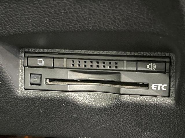 プリウス Aツーリングセレクション 純正9型SDナビ バックカメラ 衝突軽減装置 レーダークルーズ コーナーセンサー スマートキー LEDヘッド ビルトインETC オートハイビーム 車線逸脱警報 オートライト 純正17インチアルミ(37枚目)