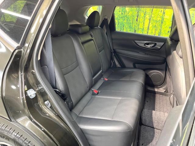 エクストレイル ２０Ｘ　ハイブリッド　エマージェンシーブレーキＰ　４ＷＤ　純正ＳＤナビ　バックカメラ　防水シート　禁煙車　ＬＥＤヘッド　ＥＴＣ　スマートキー＆プッシュスタート　オートライト　デュアルエアコン　ＣＤ　フルセグ　電動格納ミラー　横滑り防止装置（9枚目）