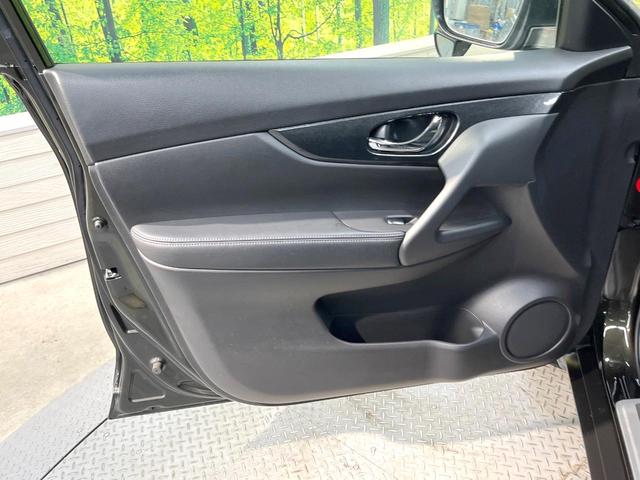 エクストレイル ２０Ｘ　ハイブリッド　エマージェンシーブレーキＰ　４ＷＤ　純正ＳＤナビ　バックカメラ　防水シート　禁煙車　ＬＥＤヘッド　ＥＴＣ　スマートキー＆プッシュスタート　オートライト　デュアルエアコン　ＣＤ　フルセグ　電動格納ミラー　横滑り防止装置（59枚目）